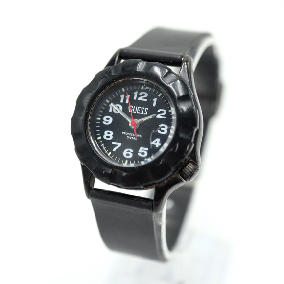 Vintage 1991 Guess Diver Watch 27mm Black Dial Strap w New Battery - Picture 1 of 15
